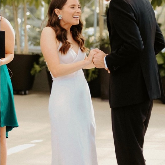 Ivory Dress - Picture 6 of 16